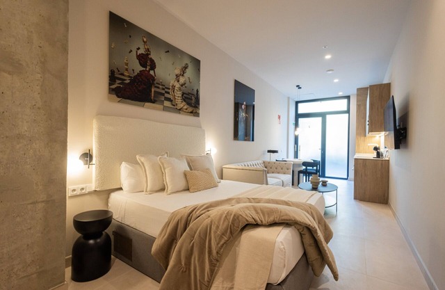 The Benicalap Apartment 02 by Florit Flats