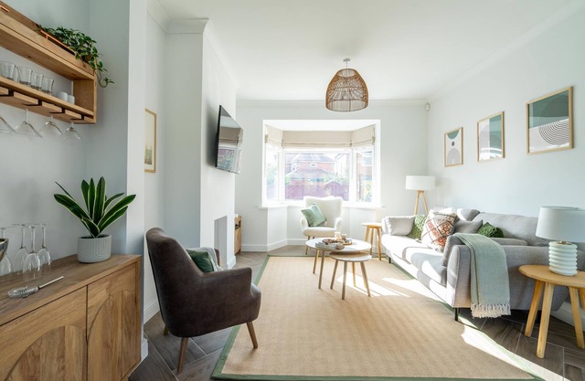 The Birdie- Sleeps 5 guests