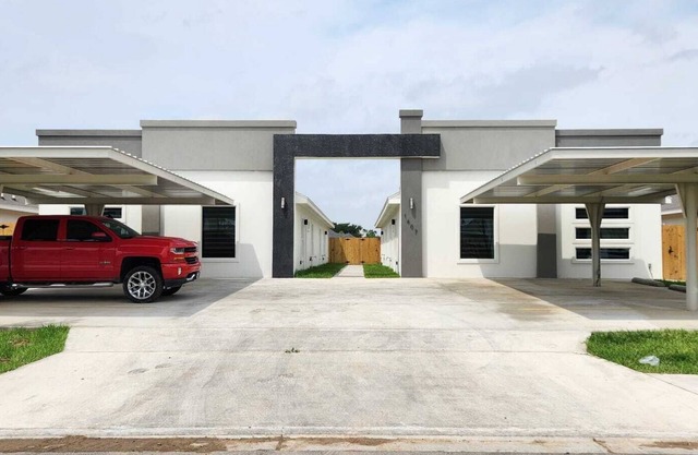 The blue apartment near expressway