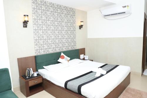 The Blue Lagoon Hotel Premium