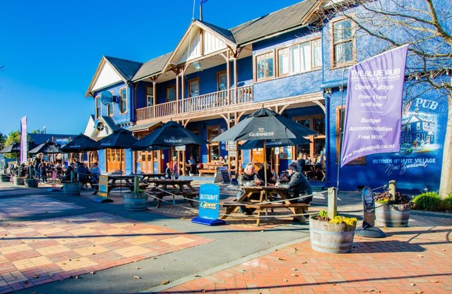 The Blue Pub
