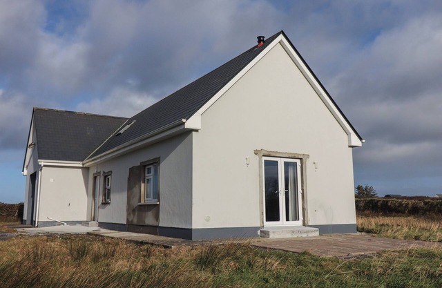 THE BOATHOUSE, family friendly in Carrigaholt, County Clare