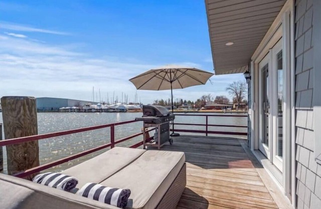 The Boathouse - Clinton River at Lake St. Clair
