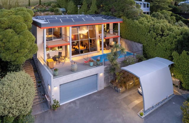 The Bolthole - Charteris Bay Holiday Home