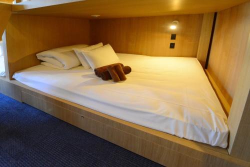 THE BONDS HOTEL TOKYO