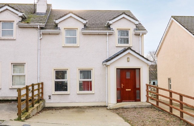THE BOWER, family friendly in Gleneely, County Donegal
