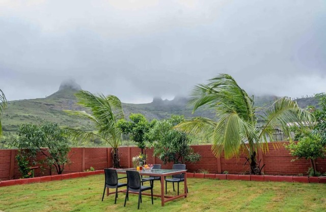 The Brick mansion Nashik|Luxurious Villa in Nashik