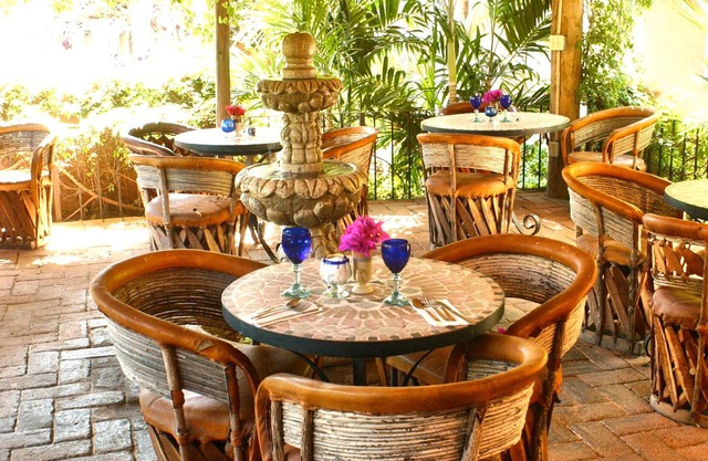 The Bungalows Hotel