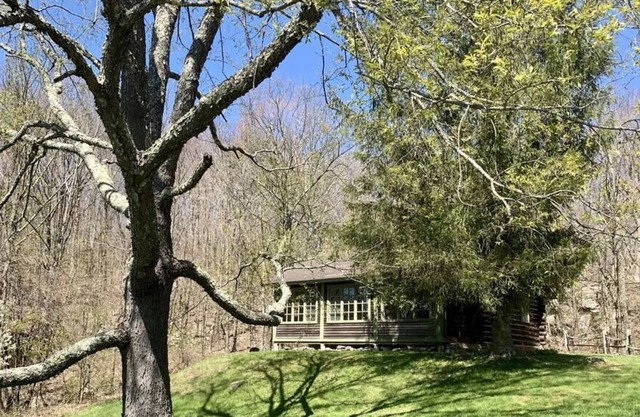 The Cabin at Blue Hill Retreat