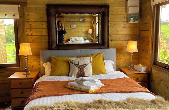The Cabin Pipershill, pet friendly Close to all amenities and stairway to heaven