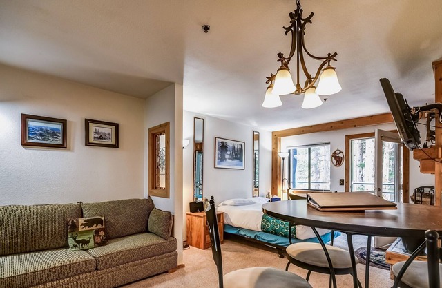 The Cabin Studio 129