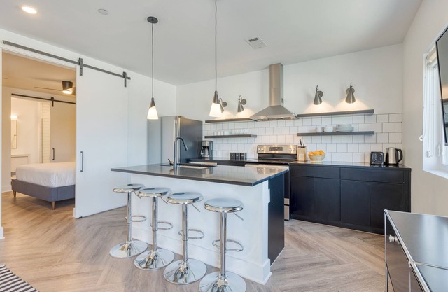 The Carter 503 by Avantstay Mins to Downtown