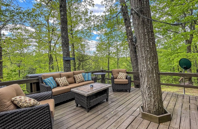 Cave Run Lake Cabin