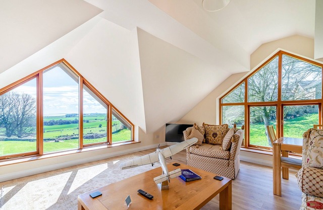 The Cedars Cottage 1 - UK46777