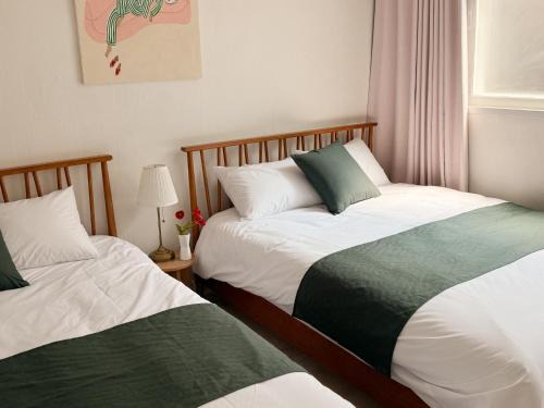 The center of Seoul 동묘2분 낙산공원 동대문 DDP 명동 인사동 광화문