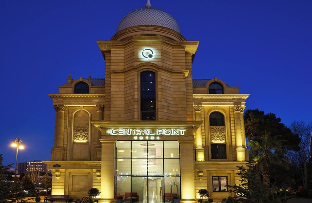 The Central Point Hotel Baku