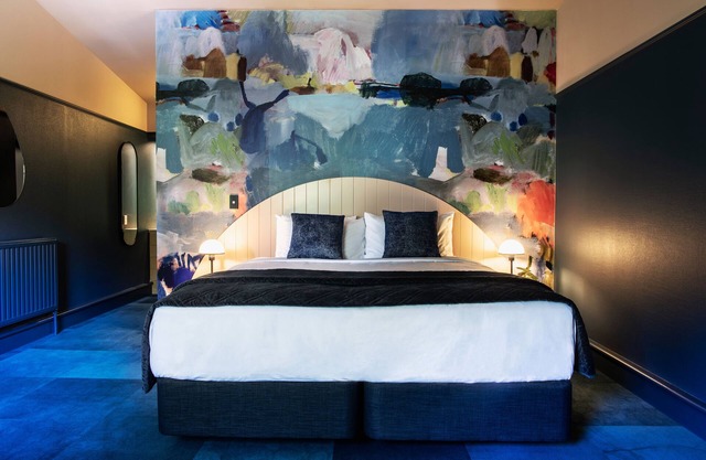 The Central Private Hotel by Naumi Hotels