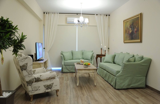 LA CENTRAL SUITE NICOSIA