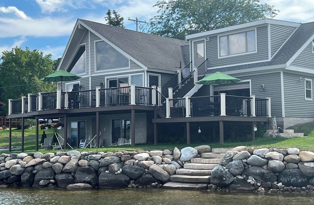 Lakefront Chalet en el hermoso lago Charlevoix