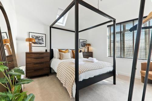 The Chatsworth Loft