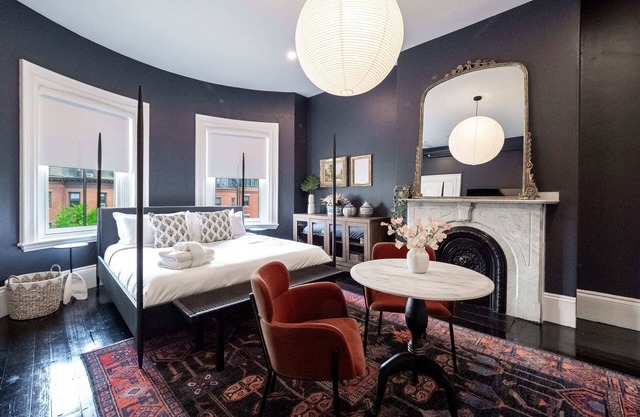 The Chester: Vintage Elegance, Modern Comfort