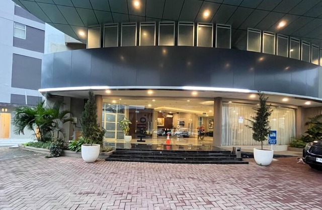 The Chic Chamber 2BR at Royal Makassar Apartment