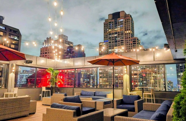 The Chicago Hotel Collection - Magnificent Mile