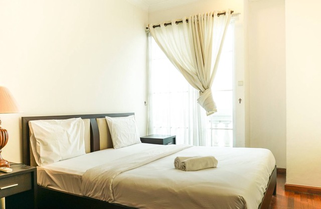 The Classic 2BR Belleza Apartment