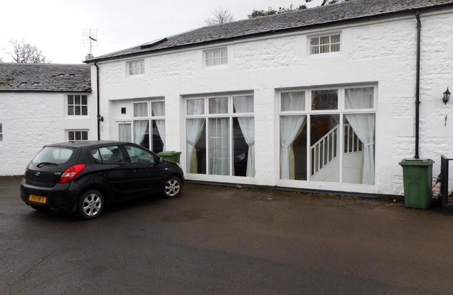 THE COACH HOUSE