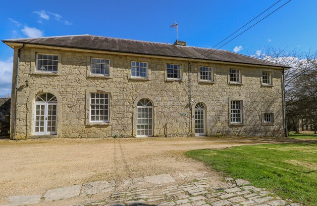 La casa del entrenador, WROXALL
