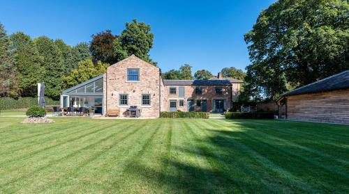 The Coach House & Stables