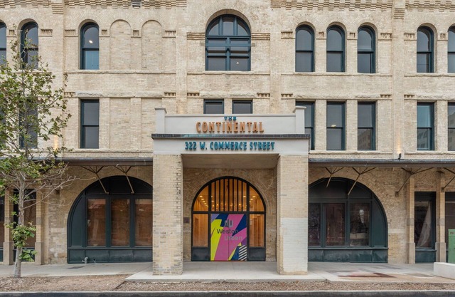 The Continental, powered by Placemakr - Downtown - Market Square