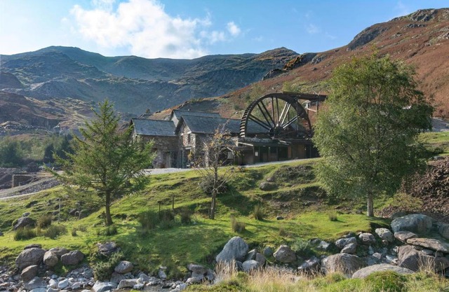 The Coppermines Mountain Cottages Sawyers, Carpenters, Millrace, Pelton Wheel, Sleeps 22