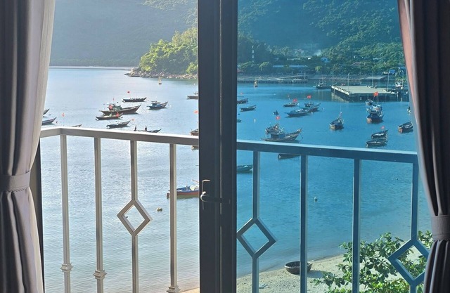 The Coral Homestay & Pub