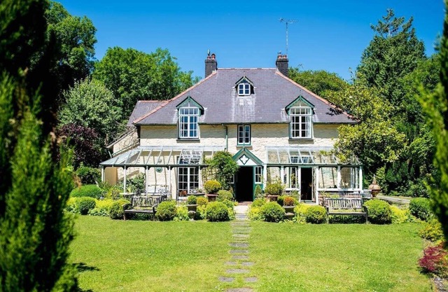 The Cors Country House - Como aparece en la BBC DRAMA KEEPING FE.