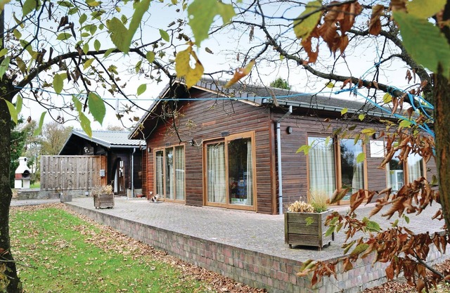 Alojamiento de 7 habitaciones en Hour-Houyet