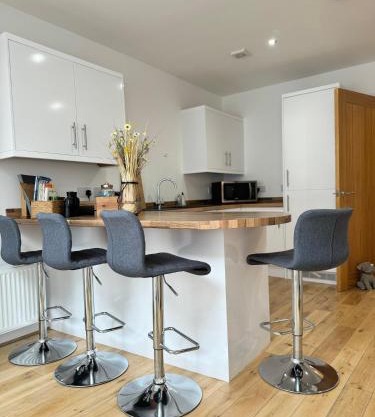 The Courtyard, 4 - Bed, Sleeps 6, Pets Welcome