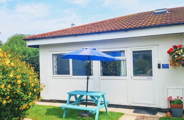 The Cove, Chalet de 2 dormitorios en el 4 * Welcome Holiday Park, Dawlish Warren