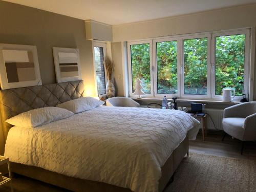 The Cozy Cottage