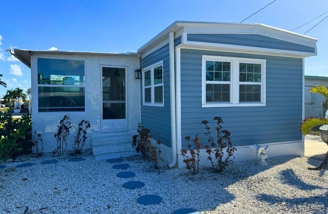 The Crab Shack - Cozy Comfort in Flamingo Bay - 2Bed/1Bath