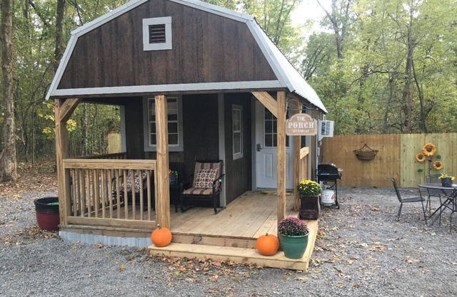 The Cranny @ Cookson —Tiny House Experience!! Night, week & monthly stays
