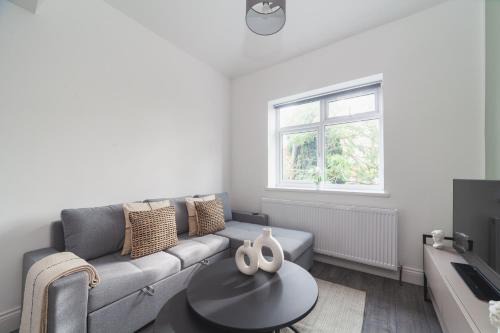 The Cricklewood Apartment