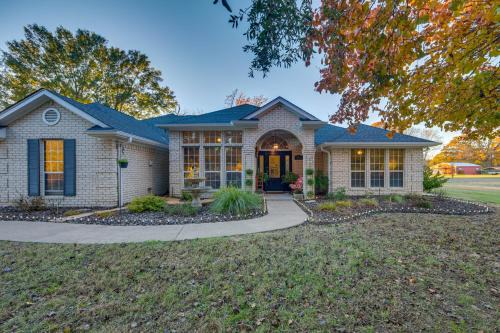The Crown Goose - Bullard Home with Pool and Spa!