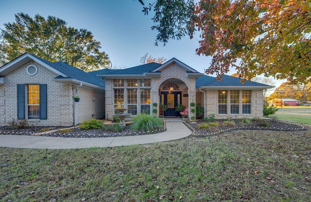 'The Crown Goose' - Bullard Home w/ Pool & Spa!