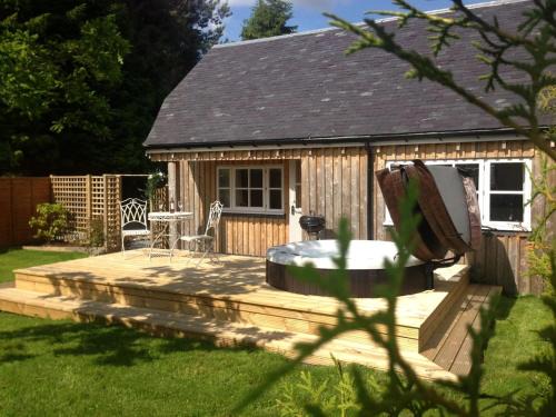 The Dairy Cottage, Loch Tay, Hot Tub and Garden