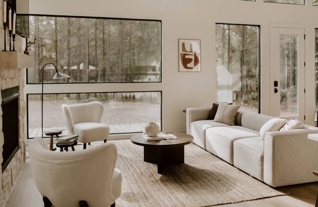 The Denizen – Luxury Cabin Nestled Among the Pines