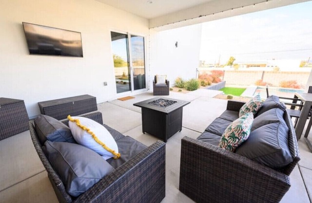 The Desert Escape w/ heated pool
