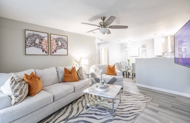 “The Designer Magnolia”-2 QN BD/QN Sleeper/2BA