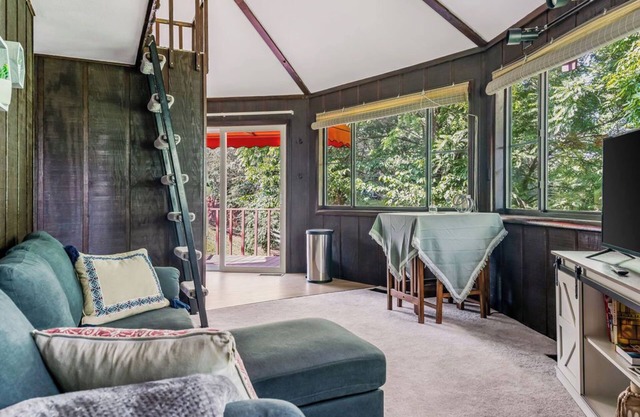 The Dome – Private 1BR Home w/ Wi-Fi, Full Kitchen + Weekly Rates