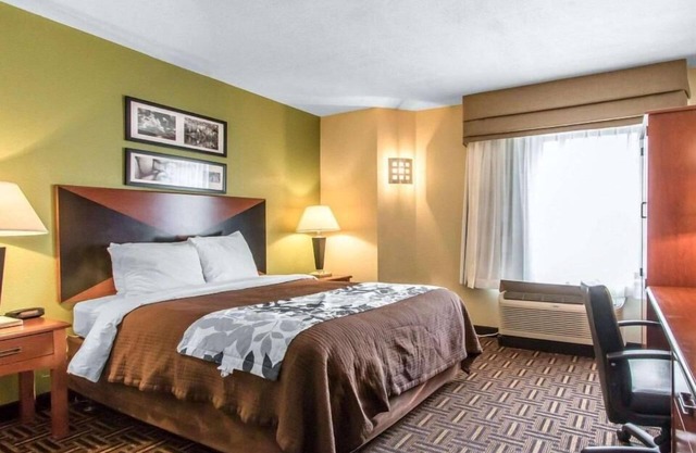 The Douillet by Demeure Hotels
